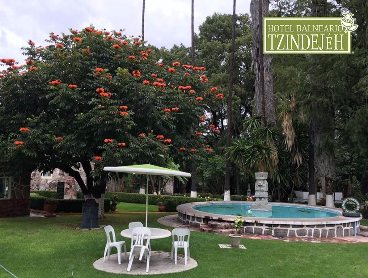Hotel Balneario Tzindejeh Tasquillo Exterior foto