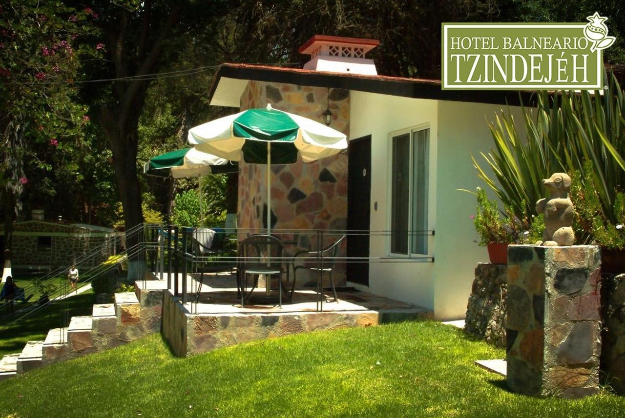 Hotel Balneario Tzindejeh Tasquillo Exterior foto